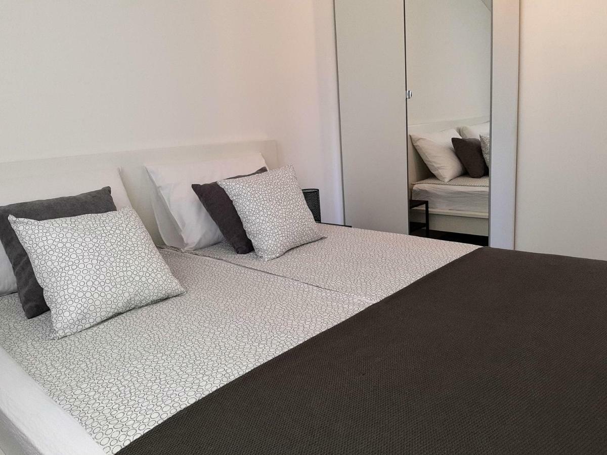 Apartment Pepina Vodice Extérieur photo