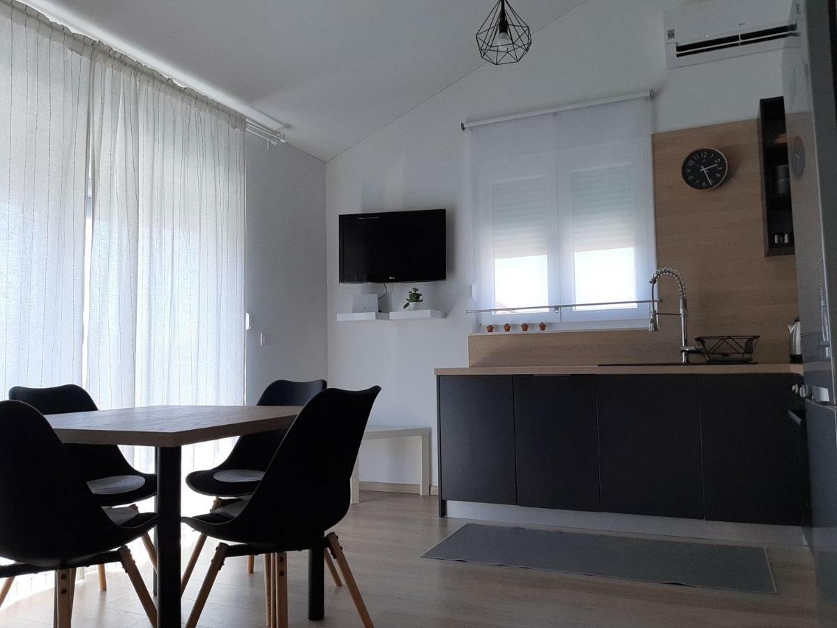 Apartment Pepina Vodice Extérieur photo