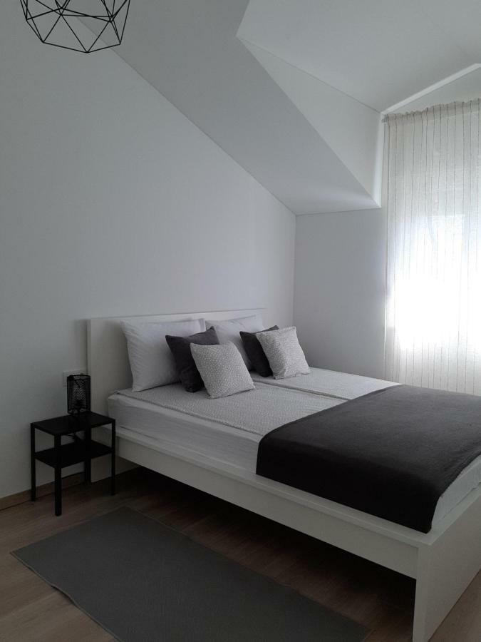 Apartment Pepina Vodice Extérieur photo